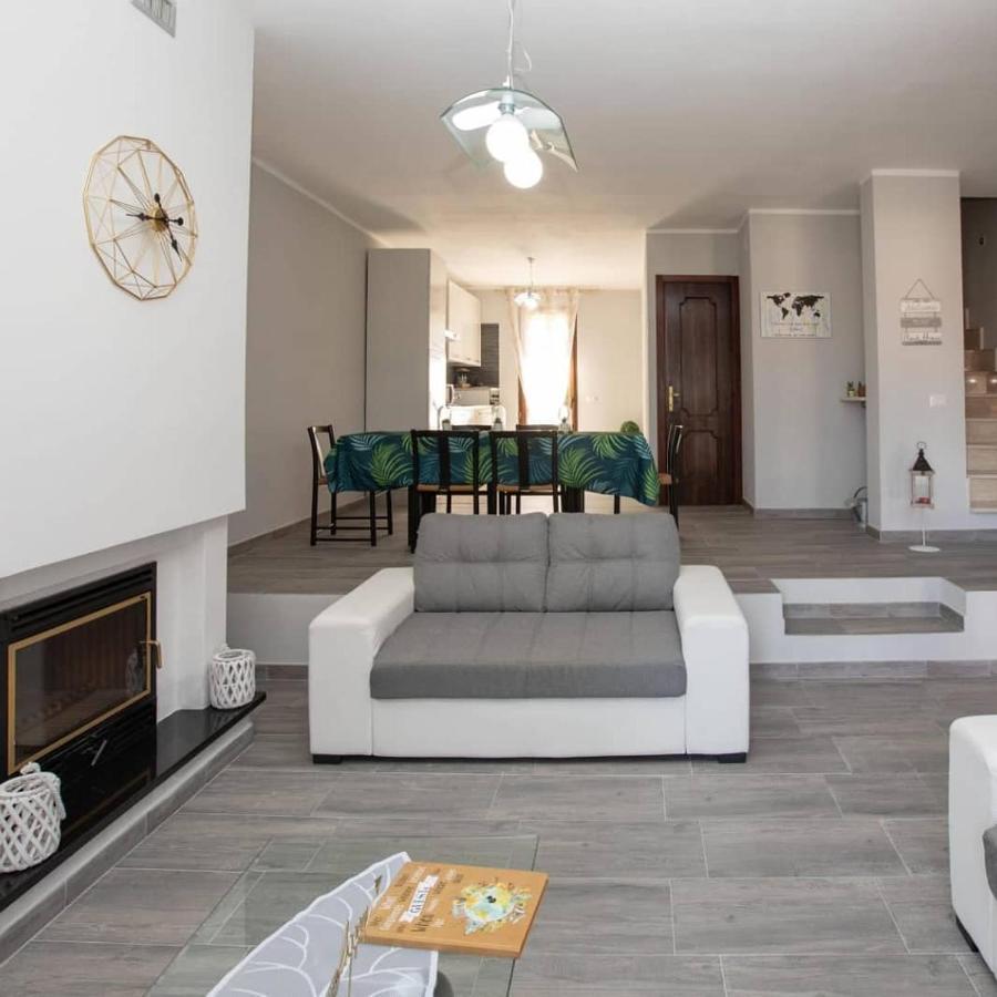 Sweethouse Pula Villa Porto Columbu - Perd'E Sali Екстериор снимка