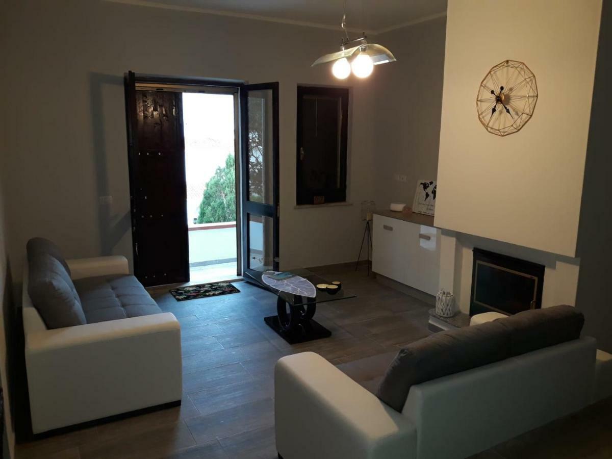 Sweethouse Pula Villa Porto Columbu - Perd'E Sali Екстериор снимка